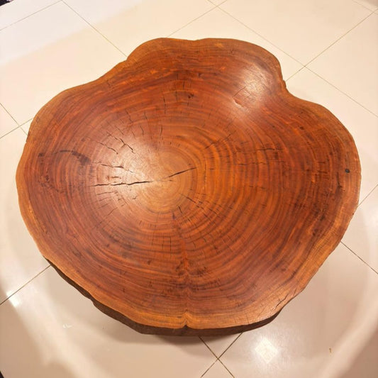 Nukta Studio: The Meraaj Round Slab Table